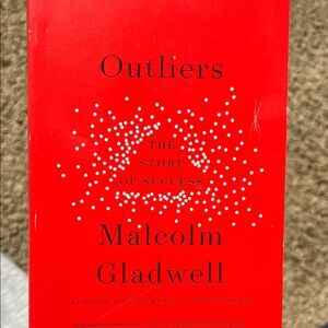 Outliers by Malcolm Gladwell - Red Cover